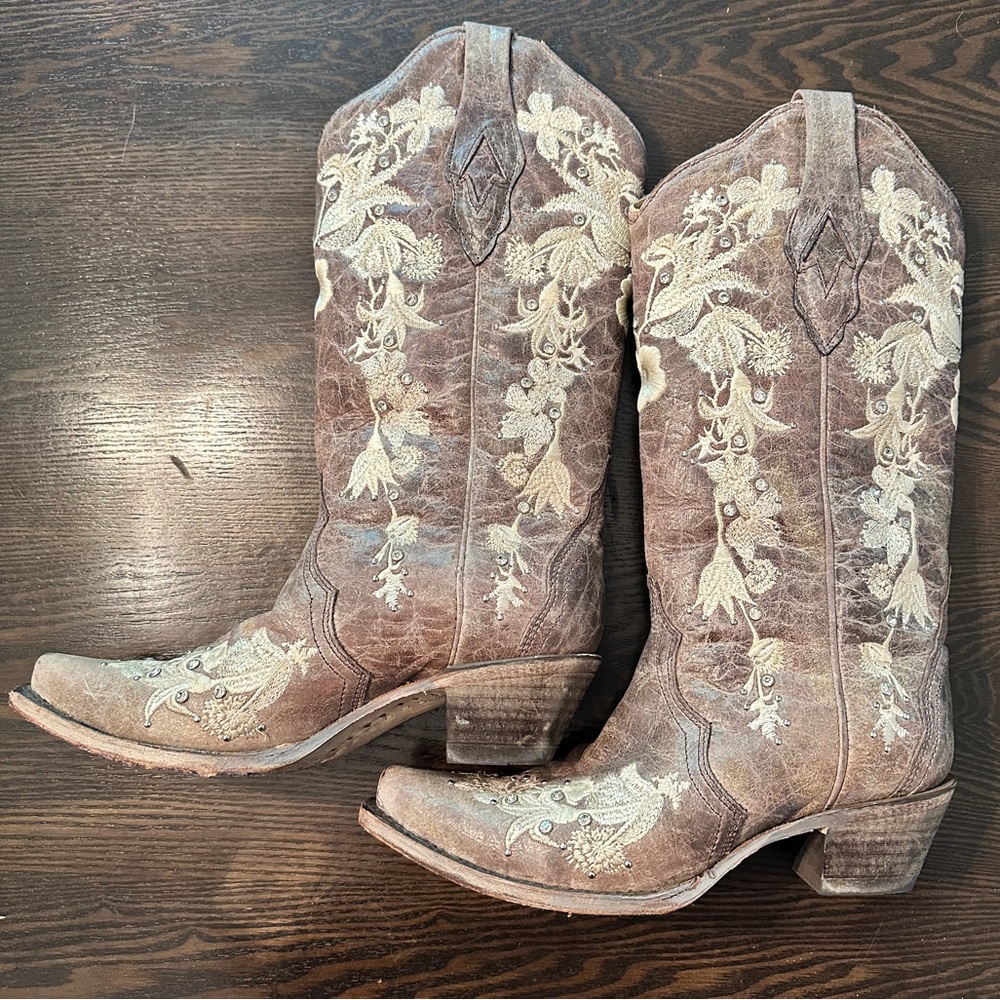 Corral Cowboy Boots